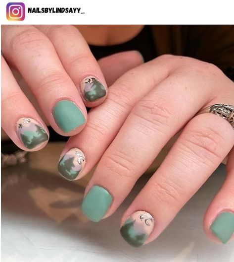 53 Inspiring Mountain Nail Art Designs for 2024🗻 - Nerd About Town Outdoor Nails Designs, Hiking Nails Designs, Outdoor Nail Designs, Camping Nails Designs, Mountain Nails Designs, Camping Nail Art, Mountain Nail Art, Mountain Nails, Camping Nails