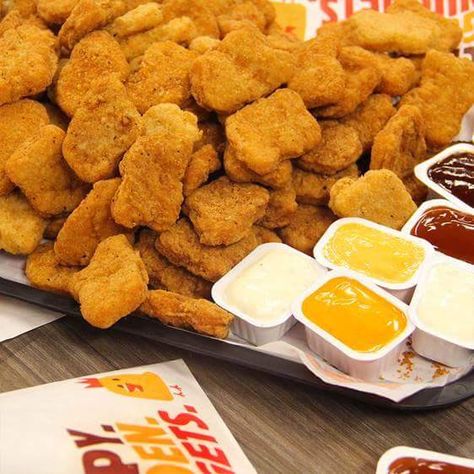 Burger King Chicken Nuggets, Eat Burger, Mcdonalds Chicken, Braised Chicken Breast, Chicken Recipe Air Fryer, Recipe Air Fryer, Junk Food Snacks, Braised Chicken, Air Fryer Healthy