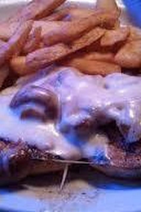 Texas Roadhouse Roadkill, Roadhouse Recipes, Texas Roadhouse Recipes, Hamburger Dishes, Ribeye Steak Recipes, Road Kill, Smothered Chicken, Texas Roadhouse, Ground Beef Casserole