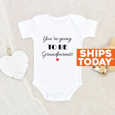 Birth Reveal, Personalized Baby Onesie, Auntie Baby, Gerber Organic, Pregnancy Announcement Onesie, Personalized Baby Onesies, Custom Baby Clothes, Personalized Onesie, Unisex Onesies