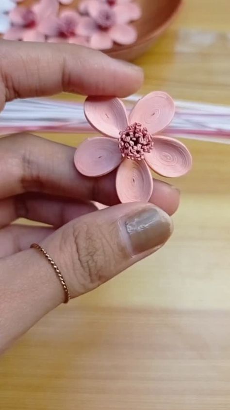 Quilling Art by Glaiza | i made basic quilling leaf using comb only 🌿 #quillingart #papercraft #diy #art #paperquilling #quilling #handmade #botanical #leaf | Instagram Basic Quilling, Quilling Comb, Quilling Art, Paper Quilling, Diy Art, Comb, Feathers, Paper Crafts, Pattern