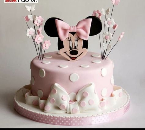 Birthday Cake Minnie Mouse Pink, Minnie Mouse Pasta, Minnie Mouse Cake Design, One Year Birthday Cake, Pink Baby Shower Cake, Minnie Mouse Birthday Cakes, 2nd Birthday Cake, Mini Torte