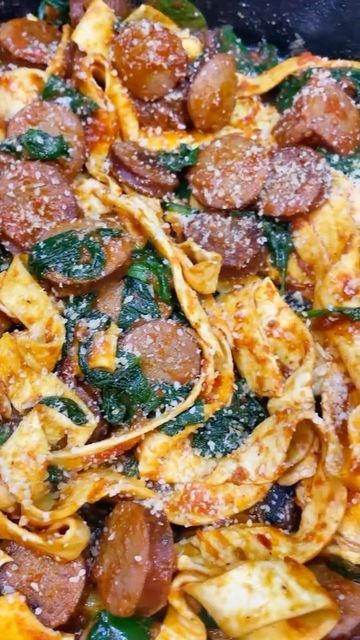 Shannon Nicole Williams on Instagram: "Spicy arrabbiata w/ Zero carb noodles with spinach, and sausage. Cook sausage, I used a Turkey sugar free one , by Garrett valley farms. Added, 2 cups of fresh baby spinach, cook spinach down & add 1 cup of raos spicy arrabbiata sauce. Noodles : I used egglife original wraps Cut into strips, then lower heat and at your “noodles” to the pan. Use tongs to toss noodles in sauce to heat them up. Sprinkle grated Parmesan & enjoy. . . . . . #keto #ketore Noodles With Spinach, Super Bowl Finger Foods, Cook Spinach, Arrabbiata Sauce, Keto Pasta, Nicole Williams, Low Carb Noodles, Sausage Spinach, Keto Success