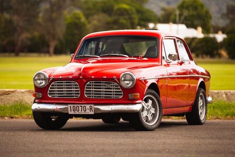 Affordable Rally Car: A Volvo Amazon 123GT Built For Racing Green Vehicles, Chevy Bolt, Volvo Amazon, Safe Cars, Racing Circuit, Nissan Leaf, Popular Mechanics, Volvo Cars, American Motors