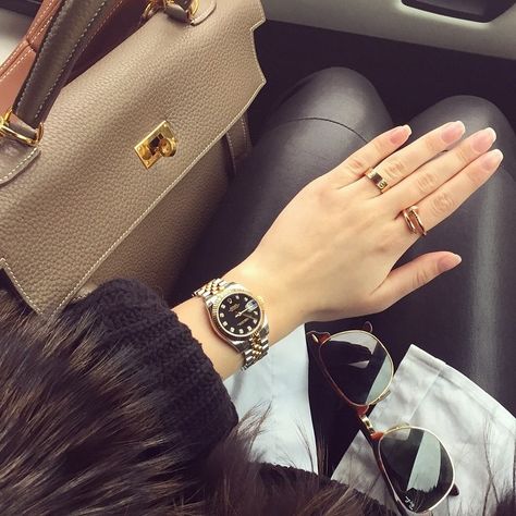 Rolex Datejust Women Outfit, Rolex Datejust Women, Rolex Explorer, Classy Aesthetic, Arab Fashion, Women Outfit, Fashion 2024, 2024 Vision, Rolex Datejust