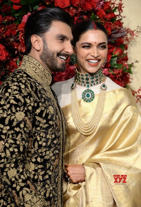 #Deepveer Deepika Padukone n Ranveer Singh at her Wedding Reception #Bangalore 🤴👸😍❤ Deepika And Ranveer, Deepika Ranveer, Deepika Padukone Style, Reception Photos, Perfect Husband, Bollywood Couples, Bollywood Wedding, Ranveer Singh, Deepika Padukone