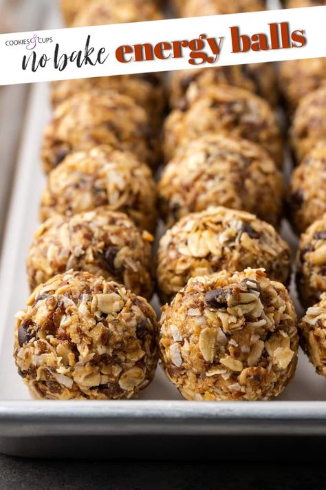 These chocolate peanut butter no-bake Energy Bites take just minutes to prepare! An easy protein balls recipe for healthy snacking. Homemade Energy Bites, Power Bites, Protein Balls Recipe, Best Pumpkin Pie Recipe, Energy Bites Healthy, No Bake Energy, Protein Balls Recipes, Easy Protein, No Bake Energy Bites