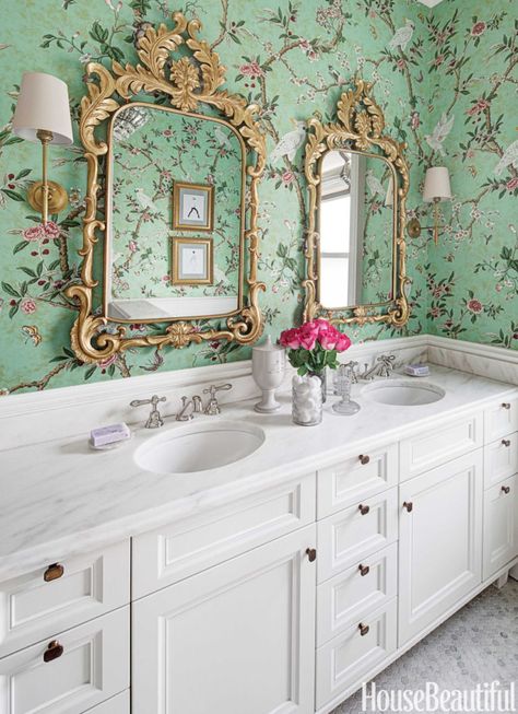 30 Gorgeous Wallpapered Bathrooms Kid Friendly Wallpaper, Mint Green Bathroom Decor, Mint Green Bathrooms, Mint Green Decor, Mint Bathroom, Mint Green Rooms, Green Bathroom Decor, Bathroom Paint Colors, Chinoiserie Style