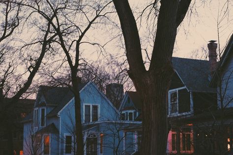 Neighborhood Aesthetic, House Neighborhood, Bill Denbrough, Midwest Emo, Big House, Autumn Aesthetic, Blue House, Small Towns, Photography Inspiration