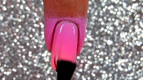 How To Do Ombre Nails At Home, Diy Ombre Nails Tutorial, Pink Ombré Nails, Ombre Nails Tutorial, How To Do Ombre, Ombre Manicure, Ombré Nails, Nails Tutorial, Pink Ombre Nails