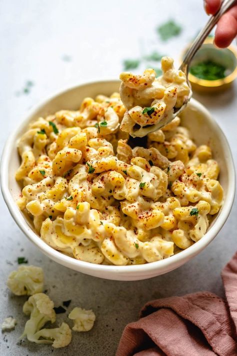 Vegan Cauliflower Mac And Cheese, Creamy Pasta Dishes, Cauliflower Mac And Cheese, Healthy Freezer Meals, Gluten Free Noodles, Vegan Cauliflower, Cauliflower Cheese, Vegan Mac And Cheese, Midweek Meals