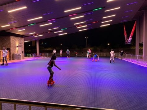 Outdoor Roller Skating Rink, Skating Rink Design, Terrace Layout, Roller Skating Pictures, Skate Rink, Indoor Roller Skating, Outdoor Skating Rink, Outdoor Rink, Roller Skating Rink