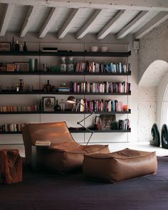 Large Lounge Chair, Poltrona Design, Lots Of Books, Large Ottoman, Interior Design Per La Casa, Slow Design, Book Shelf, 인테리어 디자인, Home Deco