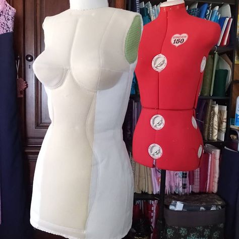 DIY Dress Form Pattern. Stuffed Sewing Pattern PDF Mannequin | Etsy Adjustable Dress Form, Pattern For Sewing, Sewing Guide, Adjustable Dress, Art Aesthetics, Dress Form Mannequin, Couture Sewing Techniques, College Design, Dress Forms