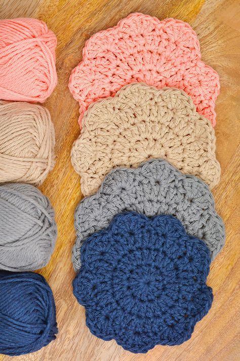 Turtle Coaster, Crochet Cup Coaster, Crochet Project Free, Crochet Coasters Free Pattern, Crochet Coaster Pattern, Crochet Coaster, Crochet Turtle, Easy Crochet Projects, Crochet Potholders