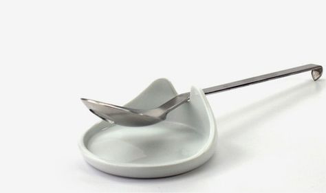 Fitzsu: Drip & Stop Spoon Rest $22; 4" wide Ceramic Serving Tray, Tray Ceramic, Pottery Spoon Rest, Diy Ceramic, Tanah Liat, Keramik Design, Slab Pottery, Spoon Rests, Hand Built Pottery