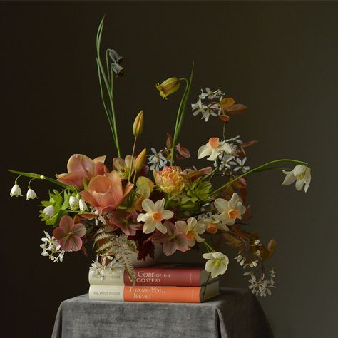 About - Simply By Arrangement November Flower, Poppy Bouquet, Lovely Sunday, Birth Of Venus, Flora Design, British Flowers, Better Late Than Never, Flower Therapy, Flower Farm