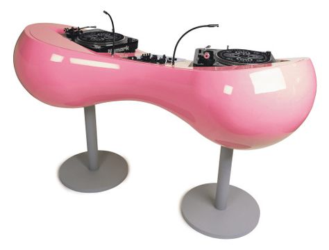 “The DJ Kreemy Table by Karim Rashid, a $3500 pink fiberglass blob that custom fits two turntables and a mixer.” (2002) Dj Desk, Dj Decks, Dj Table, Custom Skateboards, Dj Setup, Karim Rashid, Dj Booth, Decorating Coffee Tables, Digital Music