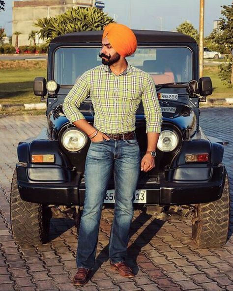 Singh Street Style, Sardar Fashion, Clothing Styles, Mens Clothing, Mens Clothing Styles, Men's Fashion, Street Style, Fashion Outfits, Mens Outfits