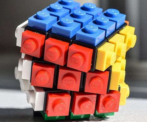 Lego Rubiks Cube, Instructions Lego, Lego Challenge, Lego Club, Lego Diy, Lego Activities, Amazing Lego Creations, Lego Craft, Lego Room