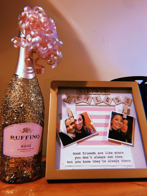 29th Birthday Gift Ideas For Her, 20th Birthday Gift Ideas For Best Friend, Diy For Best Friend, 29th Birthday Ideas, 29th Birthday Ideas For Her, 29 Birthday Ideas For Her, Diy 21st Birthday Gifts, 21st Birthday Gifts For Best Friends, Best Friend Crafts