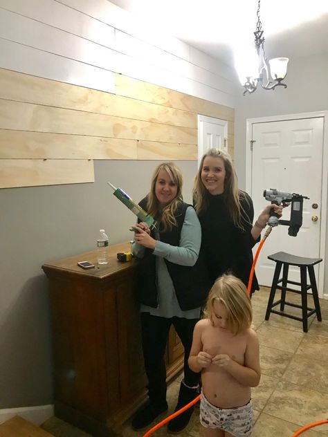 DIY Shiplap Wall - Quick, Easy & Cheap - Eye in the Detail by Jessie Ecker Easy Shiplap Wall Diy, Cheap Shiplap Wall, Cheap Wall Covering, Cheap Shiplap, Diy Shiplap Wall, Shiplap Ideas, Shiplap Wall Diy, Shiplap Walls, Ship Lap