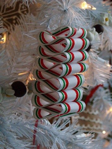 Ribbon Candy Ornament Farmhouse Tree, Christmas Orniments, Winter Bright, Fake Candy, Candy Christmas Tree, Kid Christmas, Gingerbread Party, Faux Food, Ribbon Ornaments