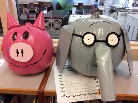 Kathy Garneau on Twitter: "Elephant and Piggie pumpkins! @The_Pigeon #pumpkincontest #bsd106 http://t.co/HxWTczftsb" / Twitter Pumpkin Characters From Books, Literary Pumpkins, Elephant Pumpkin, Halloween School Crafts, Book Pumpkins, Storybook Pumpkin, Piggie And Elephant, Book Character Pumpkins, Book Pumpkin