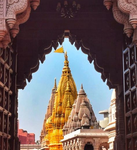 Varanasi Photography Beautiful, Varanasi Photography, Kashi Vishwanath Temple, Kashi Vishwanath, Board Themes, Fake Friend, Vision 2025, Indian Temple Architecture, Black Hd Wallpaper