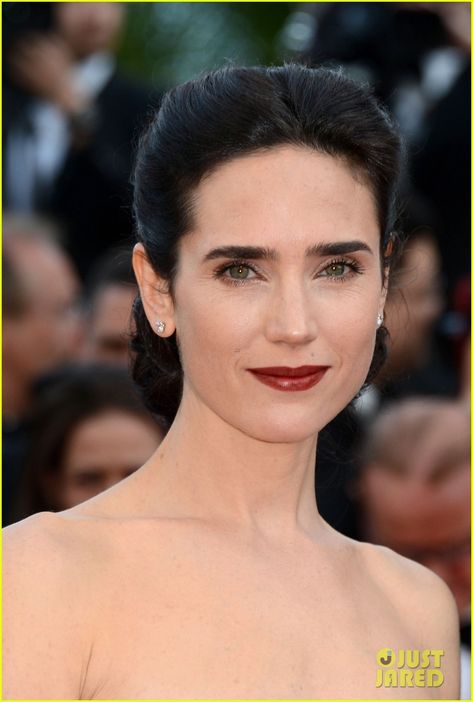 jennifer connelly images - Google Search Celebrities With Green Eyes, Nastassja Kinski, Strong Features, Perfect Eyebrows, Jennifer Connelly, Kirsten Dunst, Dark Lips, Ageless Beauty, Jessica Chastain