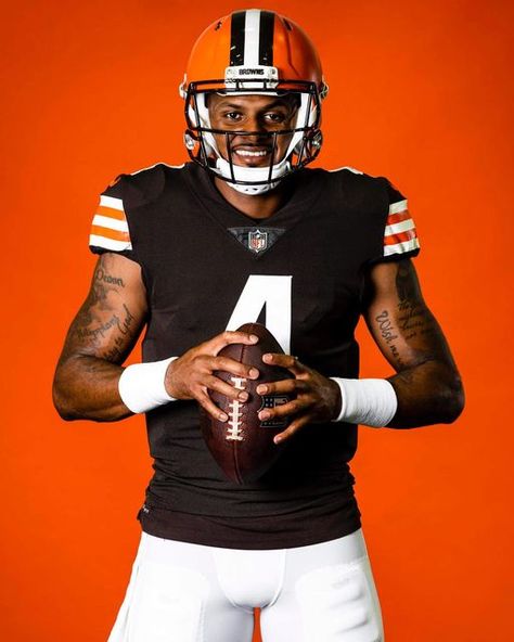 Cleveland Browns Logo, Deshaun Watson, Football Uniforms, Sports Images, Team Player, Cleveland Browns, Sport Football, Lacrosse, College Football