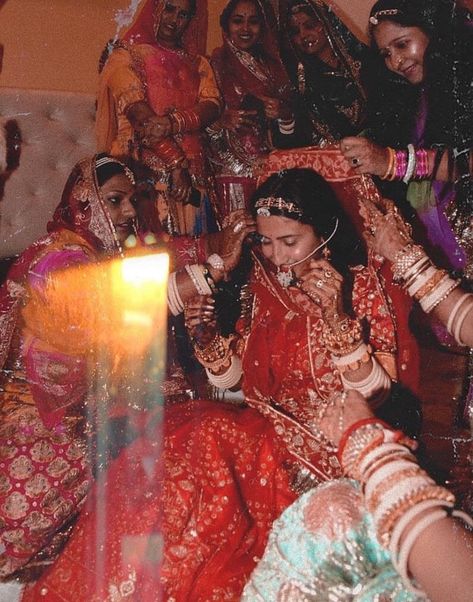 Rajasthani Wedding Aesthetic, Rajputana Aesthetic, Rajput Aesthetic, Rajasthani Aesthetic, Rajasthani Wedding, Indian Wedding Aesthetic, Indian Retro, South Asian Aesthetic, Desi Love