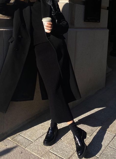 Sweater Jackets, Long Coats, All Black Outfit, Mode Inspo, Oversized Blazer, Hijab Style, Autumn Outfit, Casual Style Outfits, Mode Inspiration