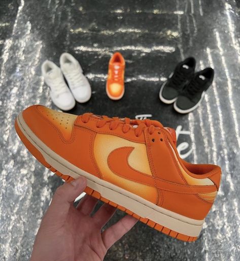 Sneakers 2022, Orange Ombre, Aesthetic Shoes, Nike Dunk Low, Nike Cortez Sneaker, Dunk Low, Nike Dunk, Dream Clothes, Nike Air Force Sneaker