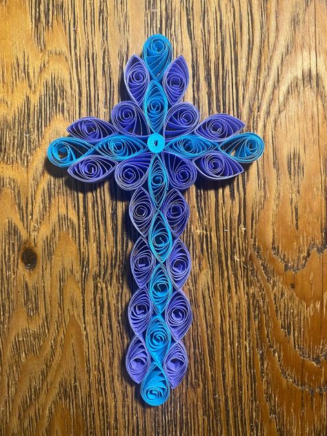 Custom Handmade Quilled Paper Cross - Etsy Quilled Crosses, Quilling Cross, Quilling Crosses, Paper Cross, Diy Quilling Crafts, Paper Quilling Jewelry, Paper Christmas Ornaments, Quilling Christmas, Paper Quilling Patterns