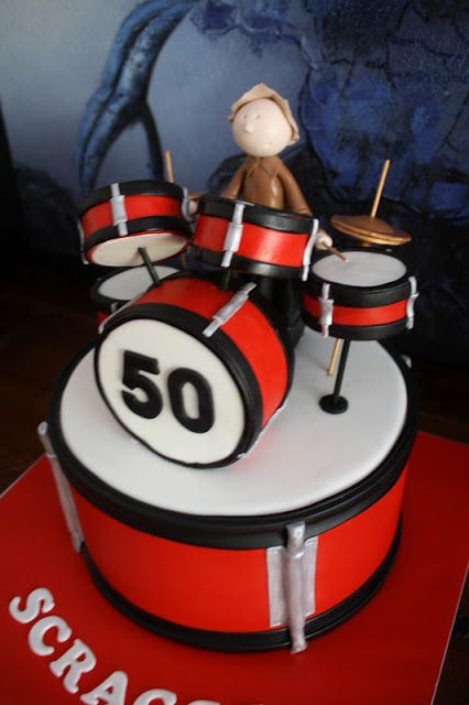 Sandy's Cakes: Scraggs Drum Set Drum Birthday Cakes, Drum Birthday, Bolo Musical, Music Themed Cakes, Music Cakes, Drum Cake, Music Cake, Guitar Cake, 70th Birthday Cake