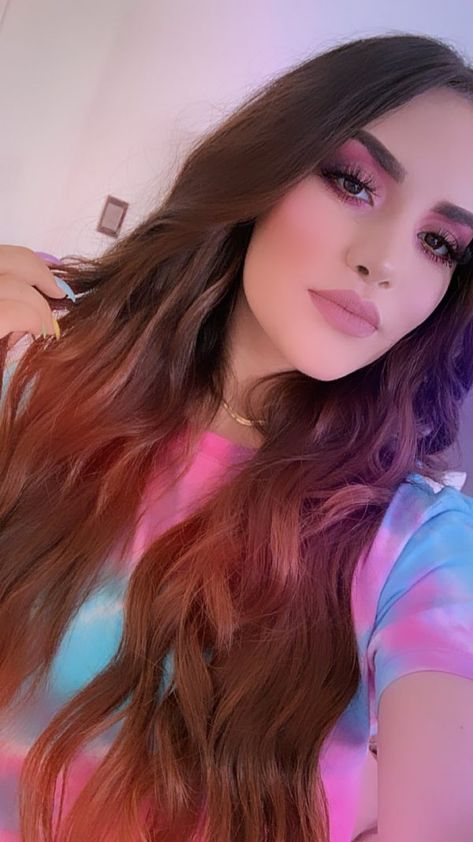 Kimberly Loaiza confiesa sus incomodidades con el embarazo Style Converse, Arrow Tattoo, Tattoo Girls, Makeup Looks For Brown Eyes, Celebrity Dads, Becky G, Famous Girls, Lady Diana, Elegant Wedding Dress