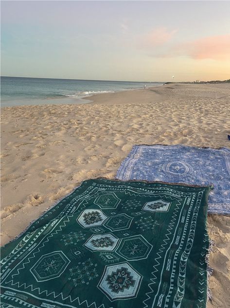 Create the perfect beach aesthetic for you picnic dates with family, friends and loved ones. Our boho rugs are the perfect travel companion or home decor. Read our full blog now to find your perfect matching set. Picnic Dates, Watching The Sunrise, Beach Rugs, Picnic Date, Layered Rugs, Perfect Picnic, Family Picnic, Picnic Mat, Picnic Rug