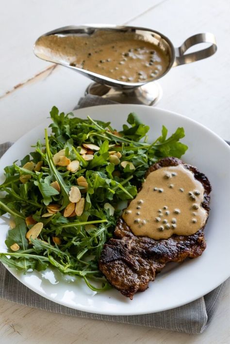 Gordon Ramsa Peppercorn Sauce Peppercorn Sauce Recipe, Creamy Peppercorn Sauce, Sauce Au Poivre, Gordon Ramsay Recipe, Green Peppercorn, Peppercorn Sauce, Tender Steak, Pan Seared Chicken, Steak Sauce