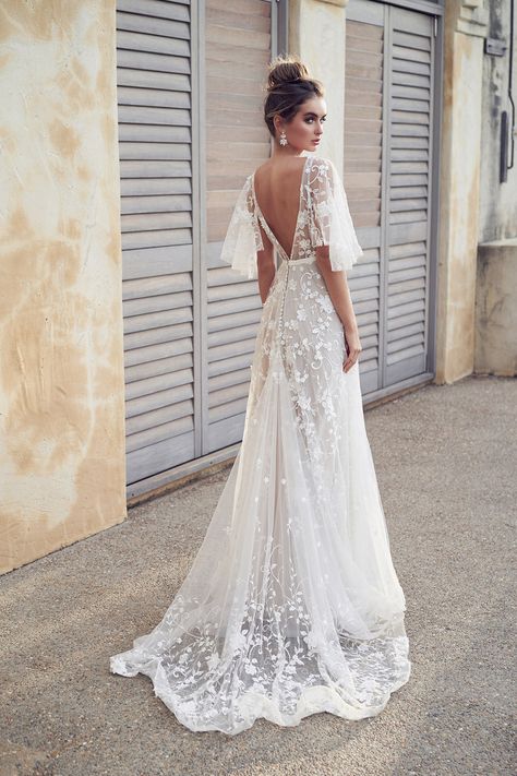 Boho Wedding Dress With Sleeves, Vintage Evening Gowns, Petite Wedding Dress, Anna Campbell, Kleinfeld Bridal, Boho Wedding Dress Lace, Applique Wedding Dress, Grace Loves Lace, Backless Wedding