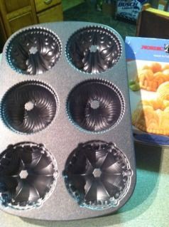 Mini Bundt Cake Pans, Mini Bundt Cake Recipes From Mix Boxes, Mini Bundt Cakes From Cake Mix Boxes, Mini Bundt Cakes Packaging, Mini Bunt Cake, Birthday Gift Certificate, Mini Bundt Cakes Recipes, Bundt Pan Recipes, Bundt Recipes