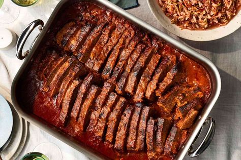 Sweet-And-Sour Braised Beef Brisket Braised Brisket, Breakfast Party Foods, Easy Dinner Casseroles, Breakfast Party, Brisket Recipes, Braised Beef, Quick Easy Dinner, Food Test, Beef Brisket