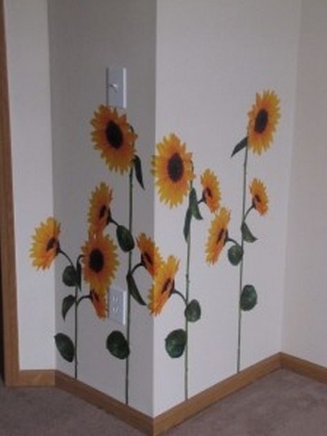 Apartment Party, Sunflower Room, Apartment Things, Apt Decor, Garden Mural, Flower Mural, Bedroom Murals, Fence Art, Wall Murals Painted