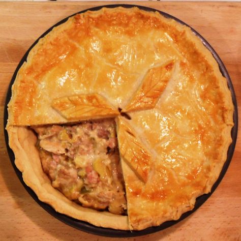 Turkey, Bacon and Leek Pie from @Camilla Turkey And Leek Pie, Egg And Bacon Pie, Bacon Alfredo, Bacon Pie, Pastry Dishes, Leek Pie, Sausage Rolls Recipe, Pastry Cook, Skillet Recipes