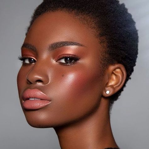 Makeup Prices, Mekap Mata, 얼굴 그리기, Smink Inspiration, Dark Skin Beauty, Braut Make-up, Dark Skin Makeup, American Woman, Makeup For Black Women