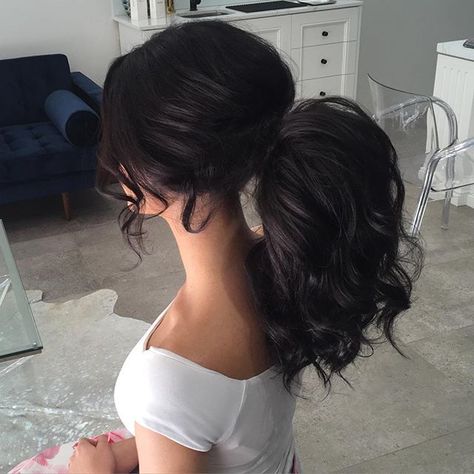 Marlen Puffy Ponytail Hairstyles, Wedding Hair Ponytail, Puffy Ponytail, Side Ponytail Hairstyles, Angled Bob Haircuts, Perfect Ponytail, Black Ponytail Hairstyles, Natural Hair Wigs, Romantic Hairstyles