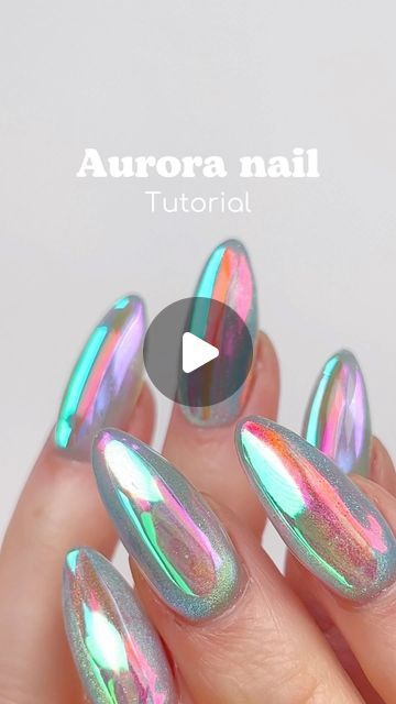 Magnet Chrome Nails, Aurora Film Nails, Magnet Gel Nail Designs, Magnet Nail Designs, Colorful Line Nails, Aurora Foil Nails, Aurora Ice Nails, Short Aurora Nails, Aurora Glass Nails