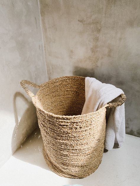 Laundry Basket Cute, Laundry Basket Aesthetic, Hamper Aesthetic, Aesthetic Laundry Basket, Laundry Basket Ideas, Scandinavian Baskets, Laundry Basket Dorm, Esthetician Room Supplies, Garden Moodboard