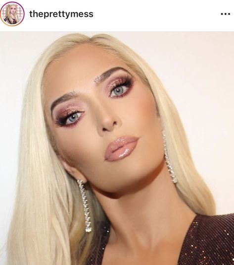 Erika Jayne Makeup, Erika Jayne, Dramatic Eye Makeup, Stunning Eyes, Lolita Fashion, Down Hairstyles, Makeup Ideas, Septum Ring, Style Icons