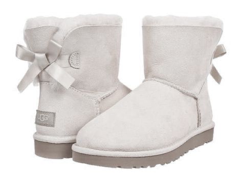 Cute White Winter Boots, White Uggs Boots, White Uggs, White Ugg, Shoes Png, Uggs With Bows, Png Clothes, Dr Shoes, Digital Closet